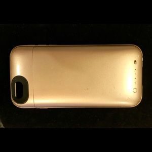 Gold mophie rechargeable  reserve case IPhone 7